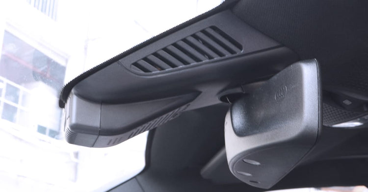 Xplywi Dashcam Installation im Mercedes GLC - Plug and Play System